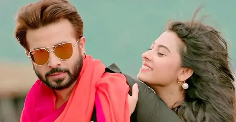 জন্মদিনে শাকিব খানকে শুভেচ্ছা জানালেন বুবলী, সম্পর্ক নিয়ে নতুন ইঙ্গিত