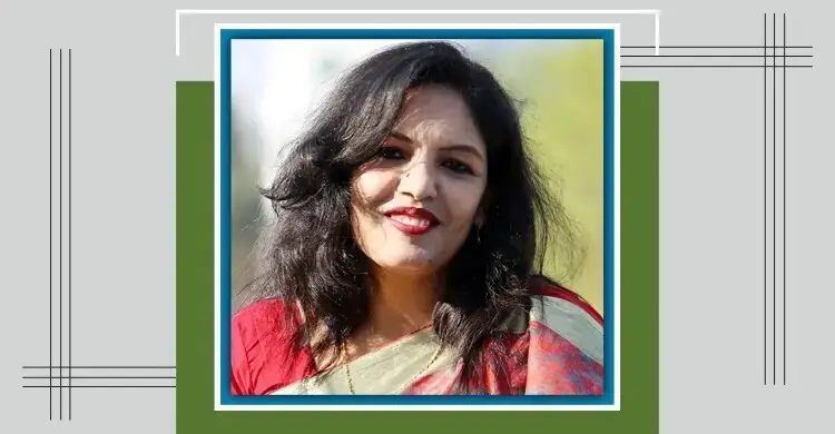 ভেসে চলা কচুরিপানা