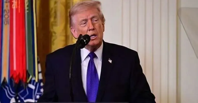 ইরানকে ৪৮ ঘণ্টার মধ্যে চুক্তি করতে ট্রাম্পের ফের হুঁশিয়ারি