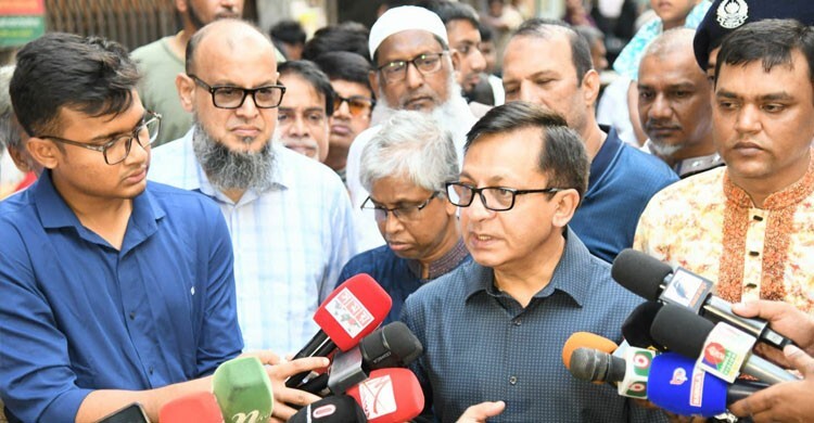 চামড়াশিল্পকে শক্তিশালী-রপ্তানিমুখী করা সরকারের লক্ষ্য: বাণিজ্যমন্ত্রী