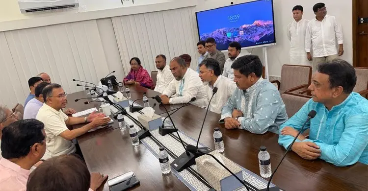 প্রধানমন্ত্রীর সঙ্গে সিটি করপোরেশনের প্রশাসকদের বৈঠক